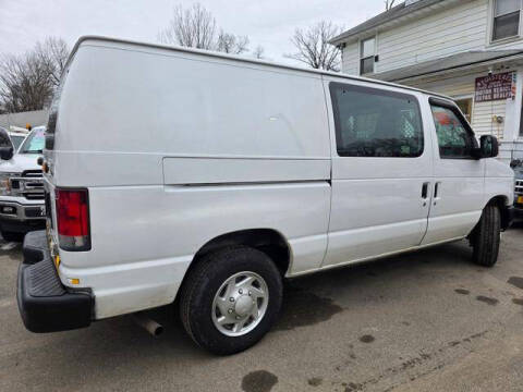 2014 Ford E-Series E-150