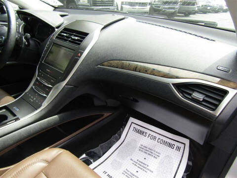 2016 Lincoln MKZ
