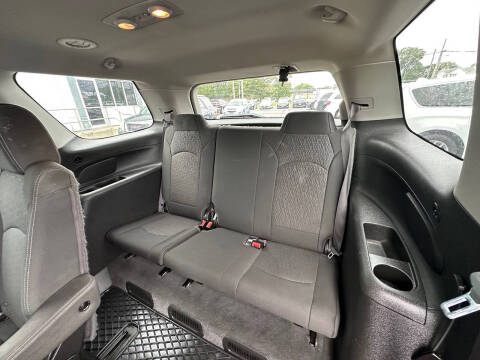 2015 GMC Acadia SLE-2