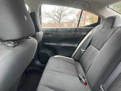 2021 Nissan Versa SV