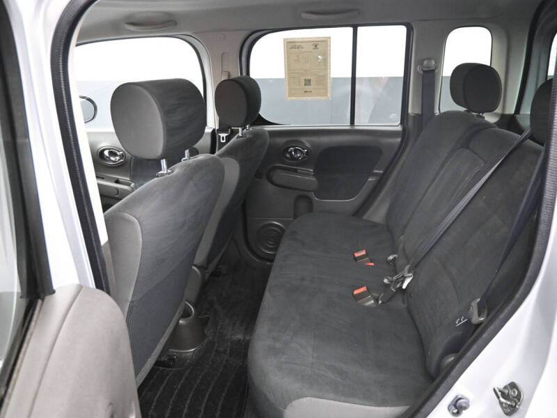 2011 Nissan cube