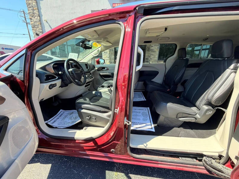 2018 Chrysler Pacifica Touring L