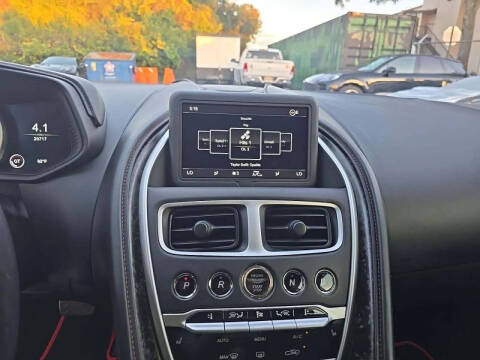 2018 Aston Martin DB11 V8