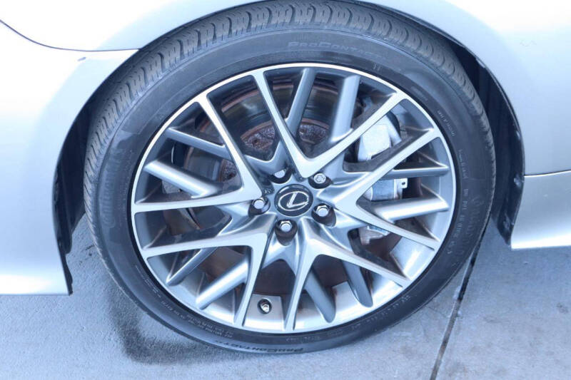 2017 Lexus RC 200t