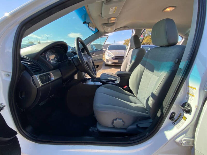 2011 Mitsubishi Galant FE