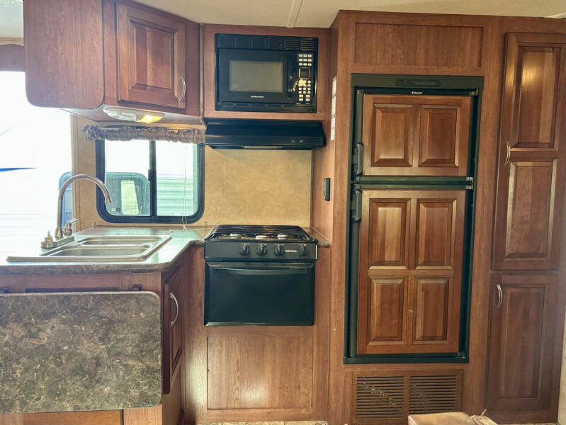 2012 Forest River Wildcat ExtraLite 26BHS