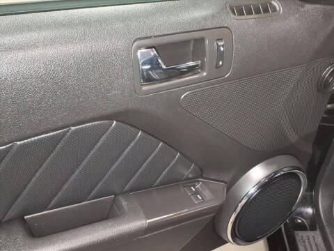 2013 Ford Mustang V6