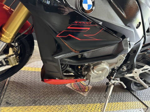 2019 BMW S 1000 R