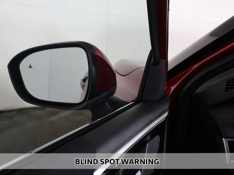 2025 Mitsubishi Outlander ES