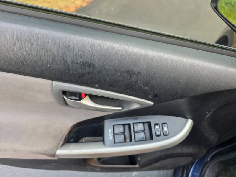 2012 Toyota Prius Three
