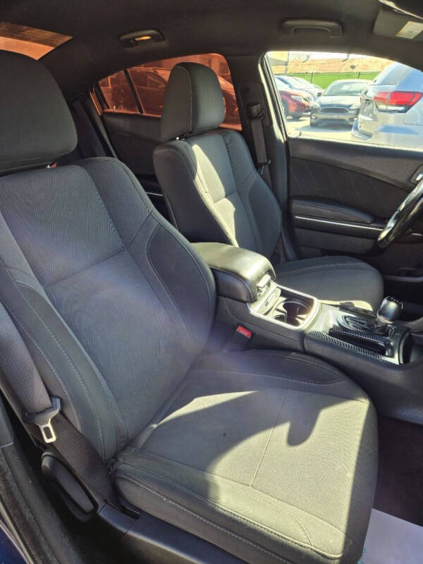 2016 Dodge Charger SXT