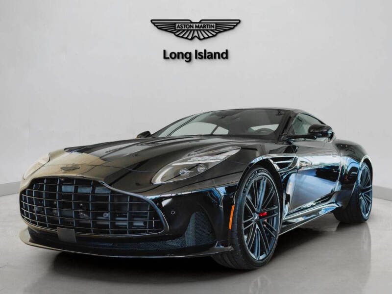 2025 Aston Martin DB12 V8