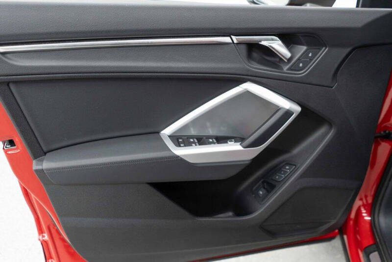 2023 Audi Q3 quattro S line Premium 45 TFSI