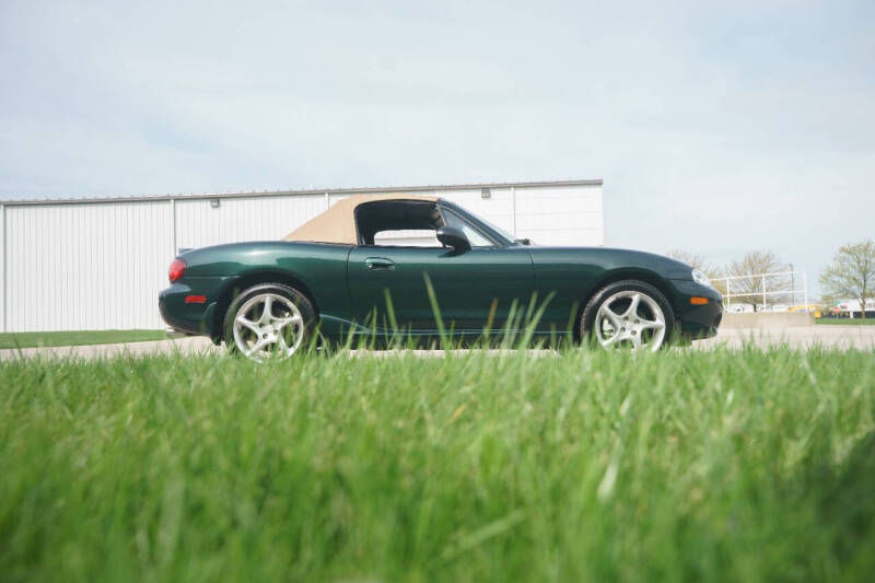 2002 Mazda MX-5 Miata LS
