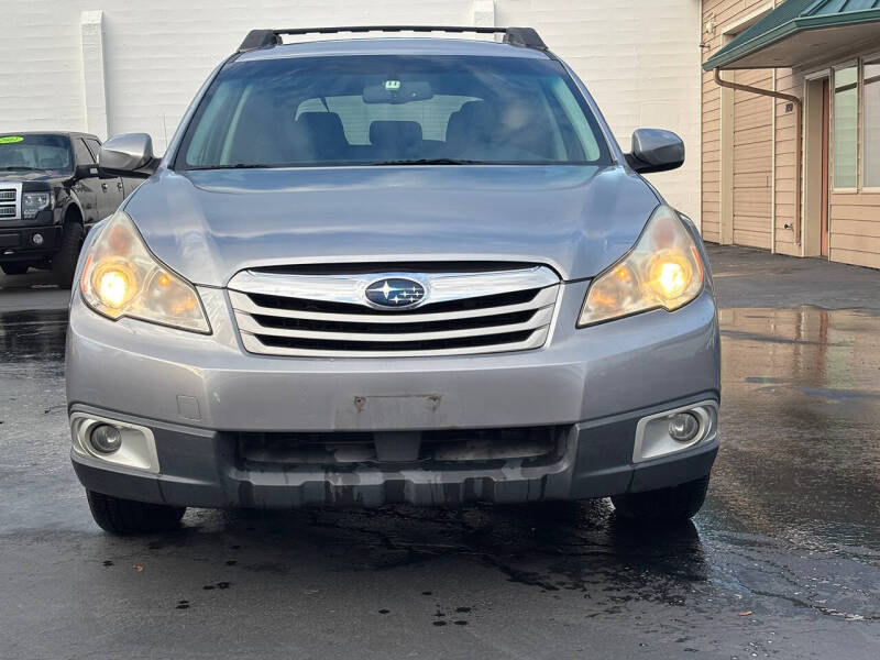2010 Subaru Outback 2.5i Premium