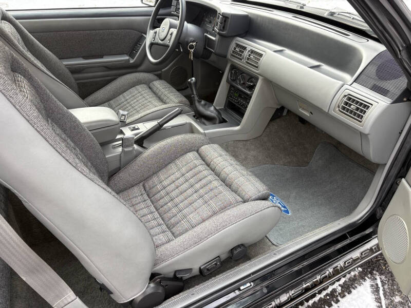 1987 Ford Mustang GT