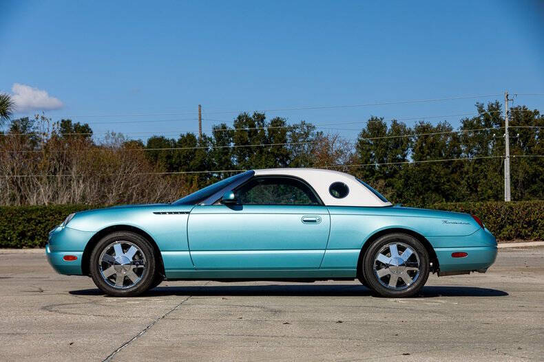 2002 Ford Thunderbird