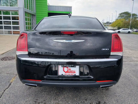 2017 Chrysler 300 Limited