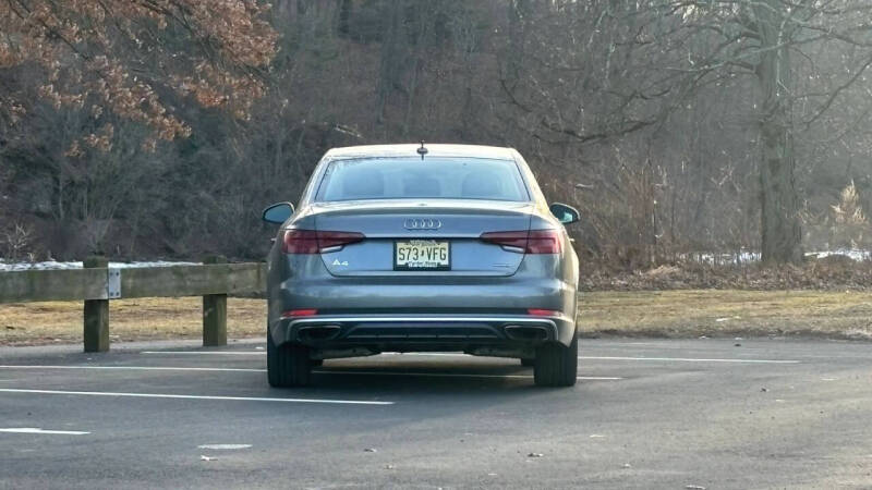 2019 Audi A4 quattro Premium 45 TFSI