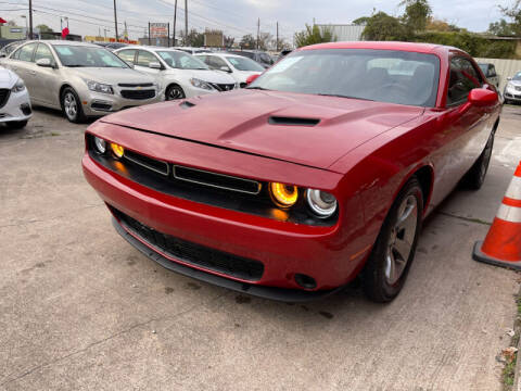 2015 Dodge Challenger for sale at Sam's Auto Sales in Houston TX