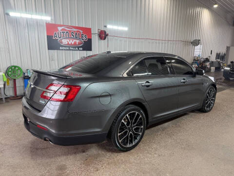 2017 Ford Taurus SHO