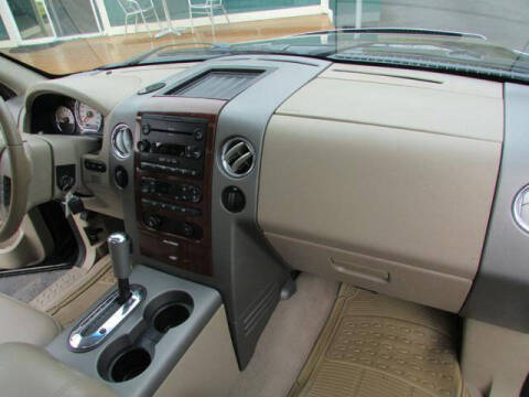 2005 Ford F-150 Lariat