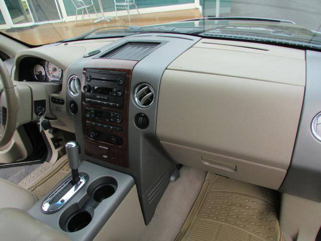 2005 Ford F-150 Lariat