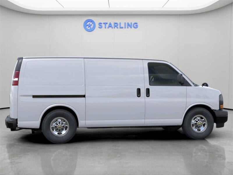 2025 Chevrolet Express 2500