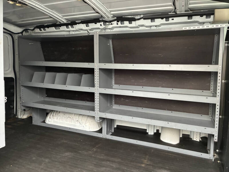 2018 Chevrolet Express 2500