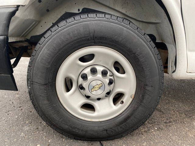 2022 Chevrolet Express 2500