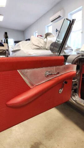 1957 Ford Thunderbird