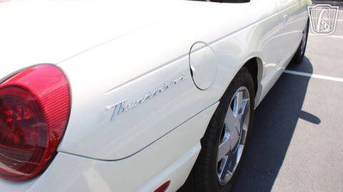 2002 Ford Thunderbird Deluxe