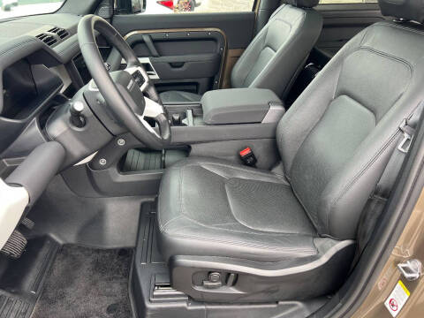 2023 Land Rover Defender 90 S