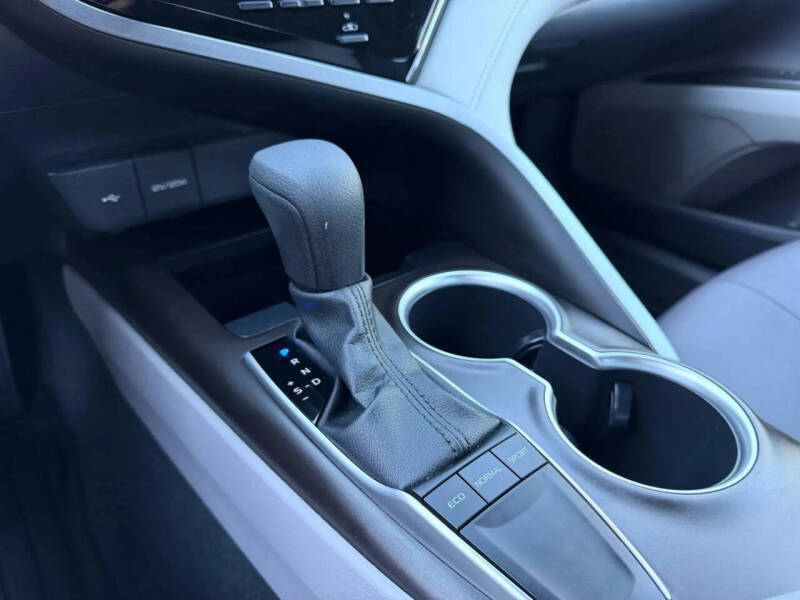 2023 Toyota Camry LE