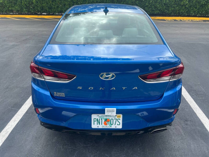 2019 Hyundai Sonata SEL photo 4