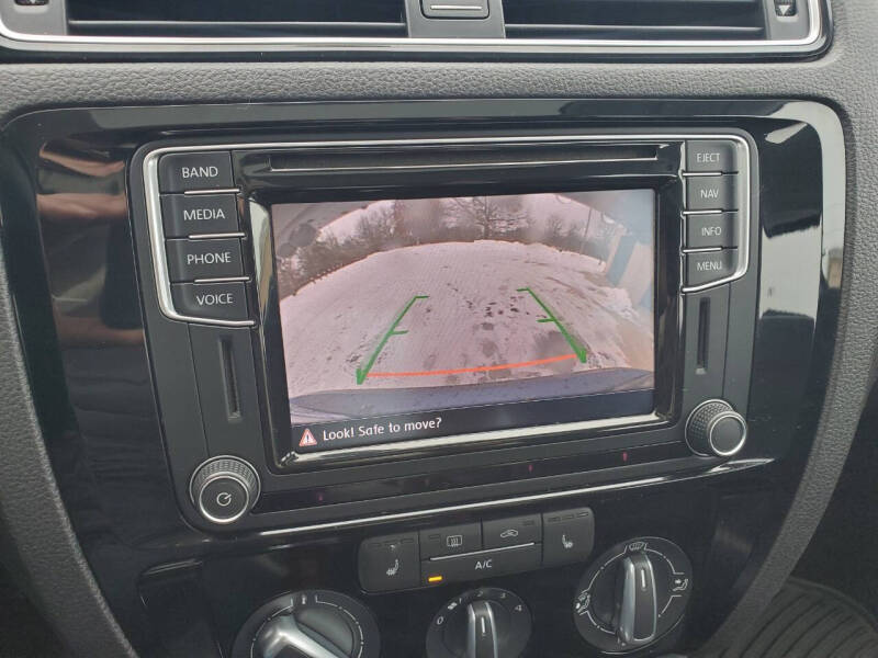 2016 Volkswagen Jetta 1.8T SEL