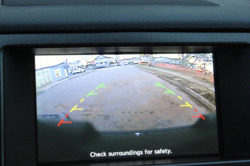 2015 Nissan Armada Platinum