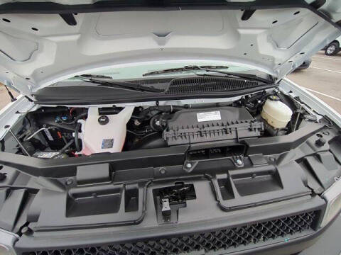 2025 Chevrolet Express 2500