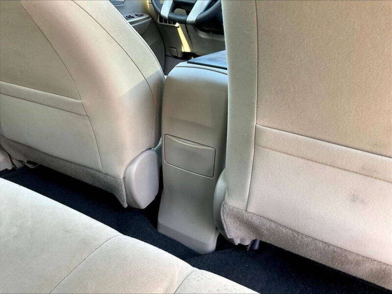 2013 Toyota Prius v Three