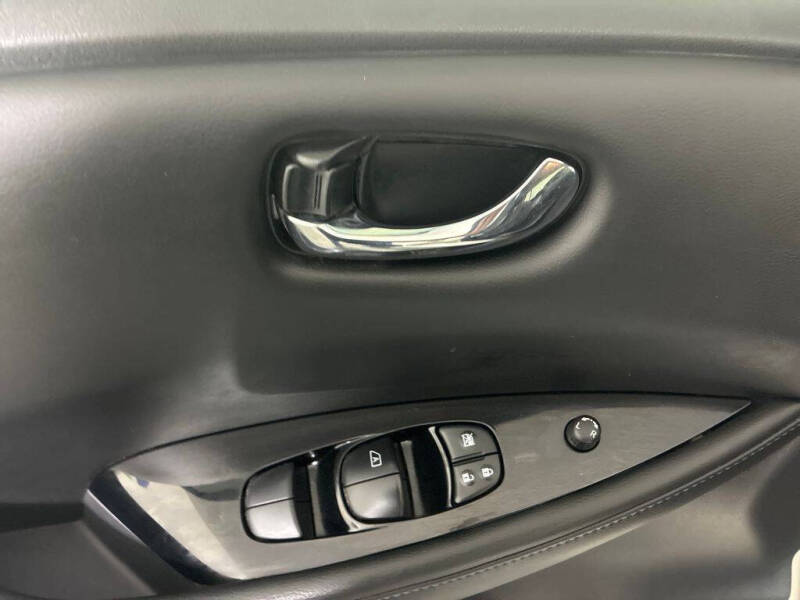 2019 Nissan LEAF SL PLUS