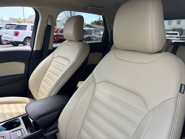 2020 Ford Edge SEL