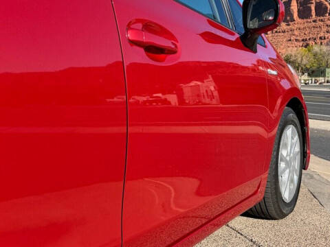 2012 Toyota Prius v Two