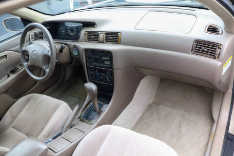 1997 Toyota Camry LE V6