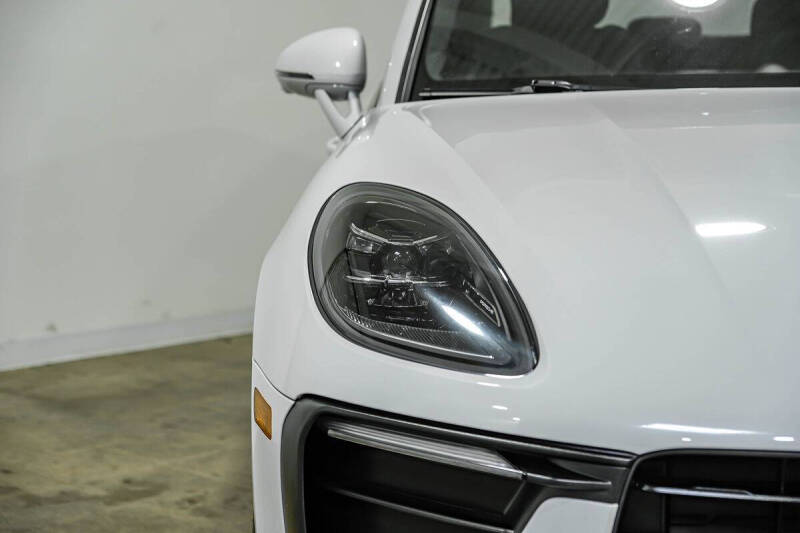 2024 Porsche Macan