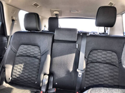 2024 Nissan Pathfinder S