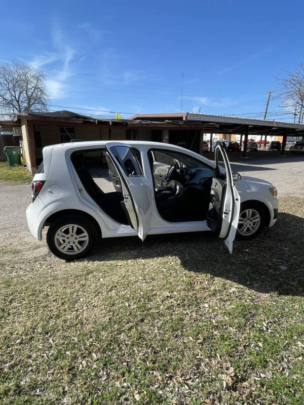 2016 Chevrolet Sonic LT Auto