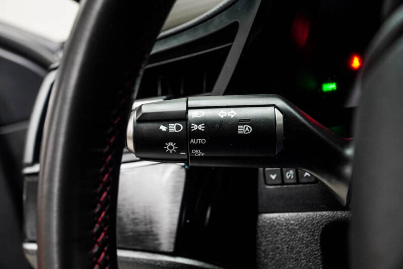 2024 Lexus ES 350 F SPORT Handling