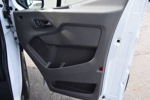 2025 Ford Transit 250