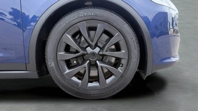 2023 Tesla Model X Standard Range