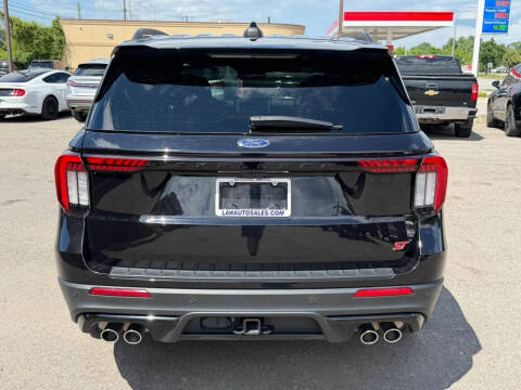 2025 Ford Explorer ST